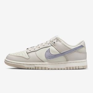 Nike Women's Sneakers in Cream and Gray